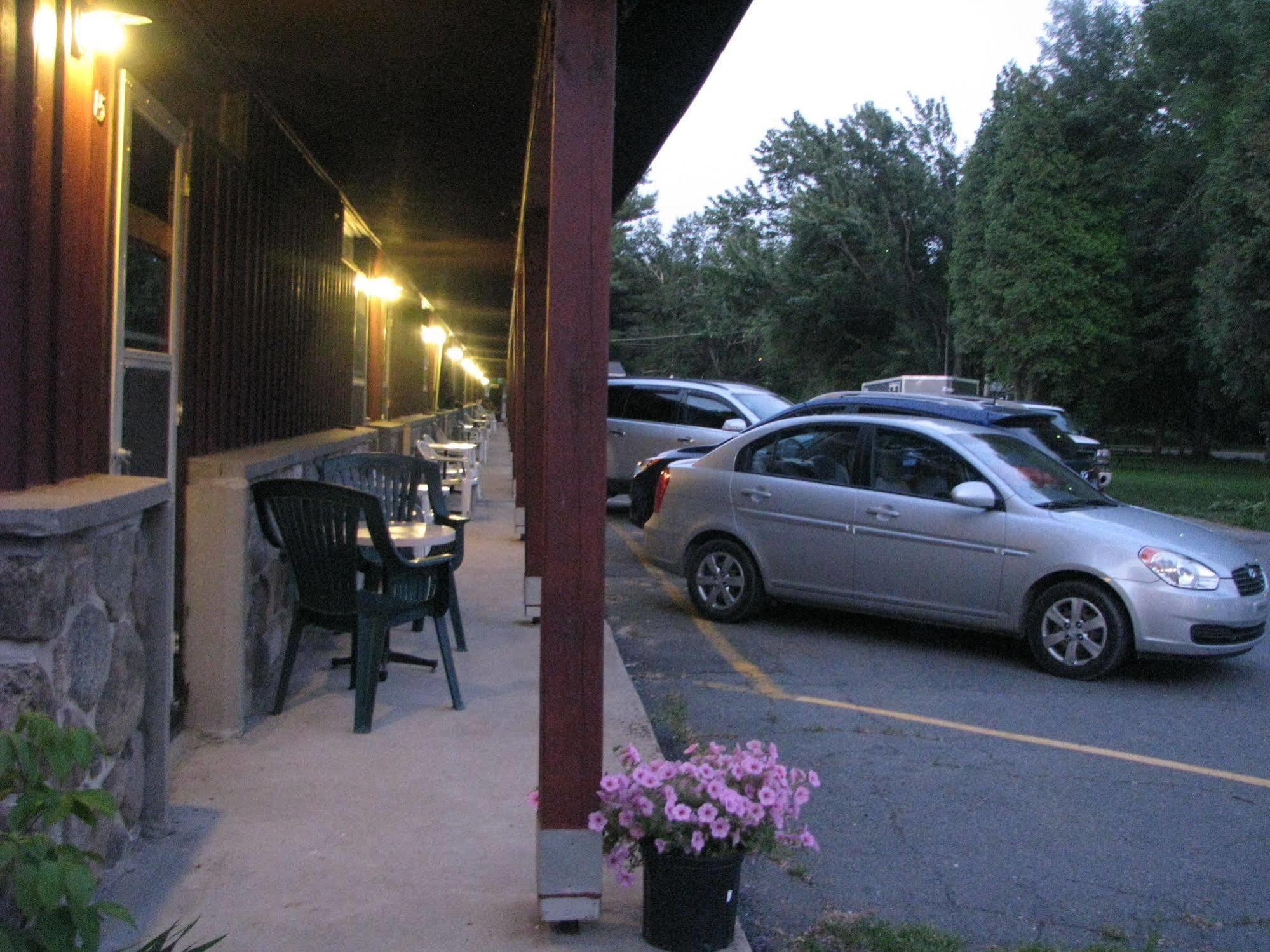 Motel Le Charentais Sorel Exteriér fotografie